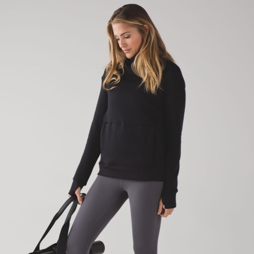 Lululemon Kick The Cold Funnel Neck
